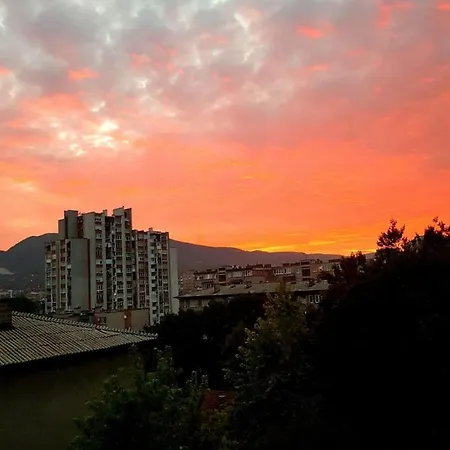 Nira Apartment